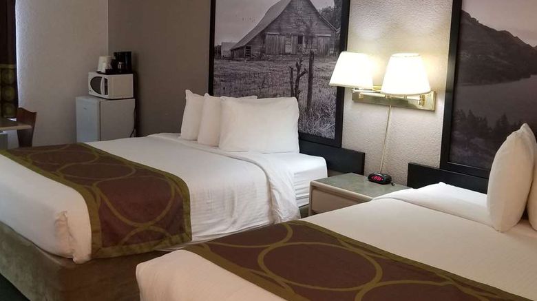 <b>SureStay by Best Western Pincher Creek Room</b>. Images powered by <a href="https://iceportal.shijigroup.com/" title="IcePortal" target="_blank">IcePortal</a>.