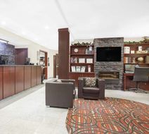 Super 8 Brandon Lobby