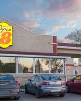 Super 8 Brandon