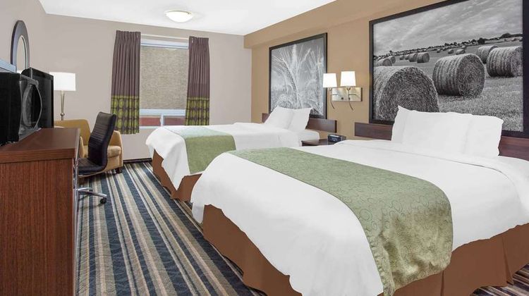 Super 8 Brandon Room