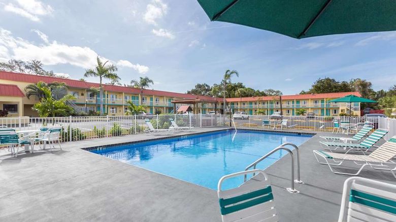 <b>Super 8 Sarasota/Bradenton Area Pool</b>. Images powered by <a href="https://iceportal.shijigroup.com/" title="IcePortal" target="_blank">IcePortal</a>.