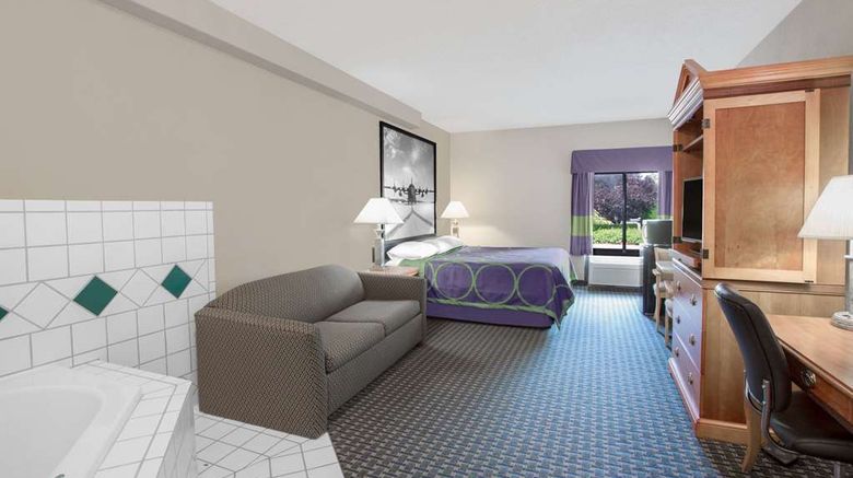 <b>Super 8 Clemmons Winston-Salem Area Suite</b>. Images powered by <a href="https://iceportal.shijigroup.com/" title="IcePortal" target="_blank">IcePortal</a>.