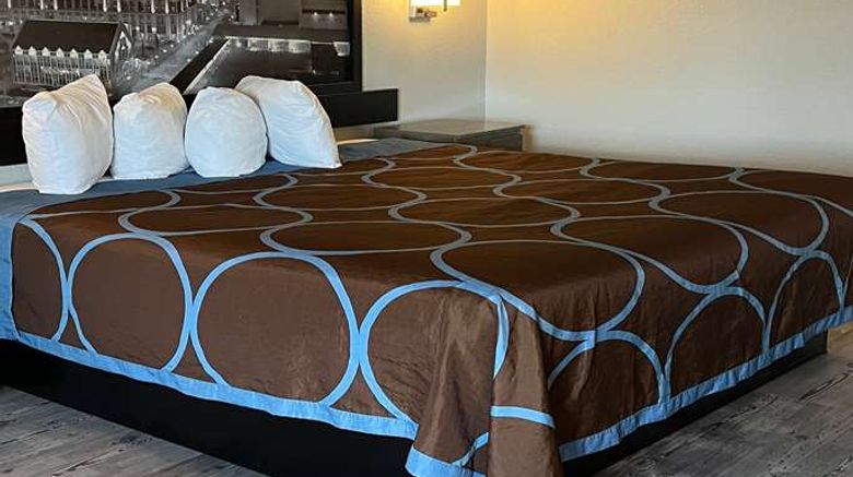 <b>Super 8 Clemmons Winston-Salem Area Room</b>. Images powered by <a href="https://iceportal.shijigroup.com/" title="IcePortal" target="_blank">IcePortal</a>.