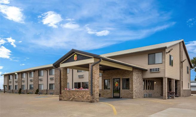 Super 8 Jefferson Exterior