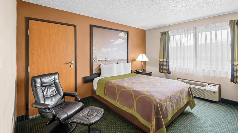 <b>Super 8 Jefferson Room</b>. Images powered by <a href="https://iceportal.shijigroup.com/" title="IcePortal" target="_blank">IcePortal</a>.