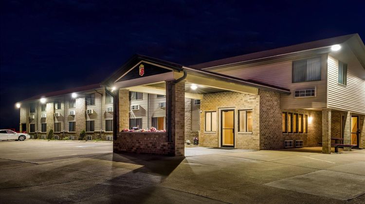 Super 8 Jefferson Exterior