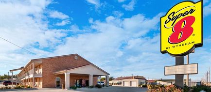 Super 8 Pleasanton Exterior
