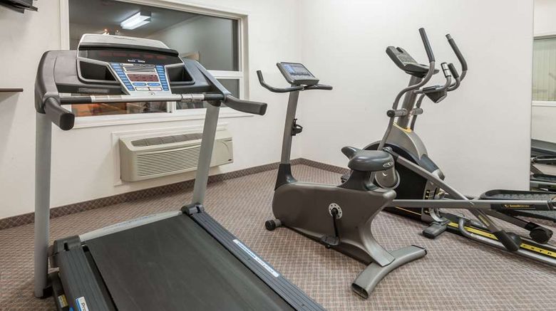 <b>Super 8 Edmonton/West Health</b>. Images powered by <a href="https://iceportal.shijigroup.com/" title="IcePortal" target="_blank">IcePortal</a>.