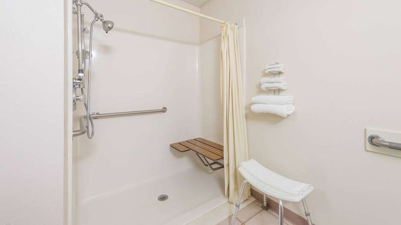 <b>Super 8 Jerseyville Room</b>. Images powered by <a href="https://iceportal.shijigroup.com/" title="IcePortal" target="_blank">IcePortal</a>.