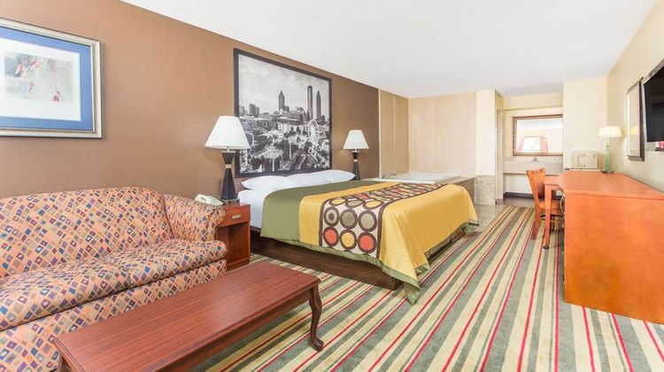 Super 8 Dublin Suite