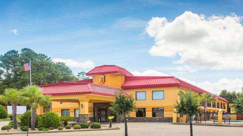 <b>Super 8 Dublin Exterior</b>. Images powered by <a href="https://iceportal.shijigroup.com/" title="IcePortal" target="_blank">IcePortal</a>.