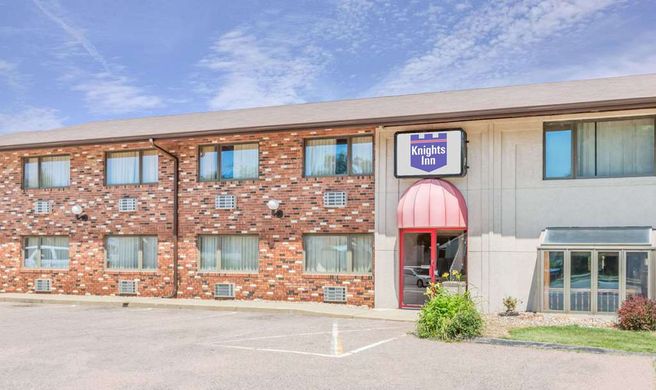 Knights Inn & Suites South Sioux City Exterior