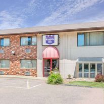 Knights Inn & Suites South Sioux City