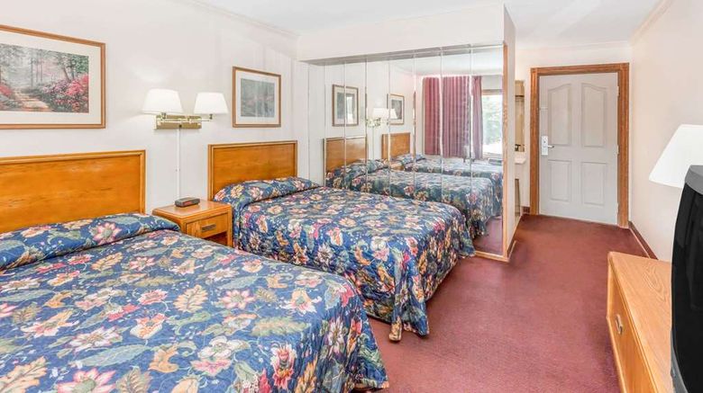 <b>Knights Inn & Suites South Sioux City Room</b>. Images powered by <a href="https://iceportal.shijigroup.com/" title="IcePortal" target="_blank">IcePortal</a>.