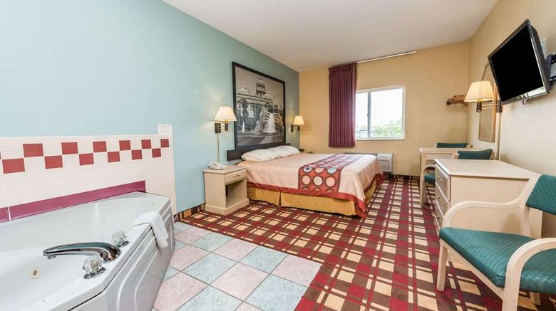 <b>Super 8 Martinsville Suite</b>. Images powered by <a href="https://iceportal.shijigroup.com/" title="IcePortal" target="_blank">IcePortal</a>.