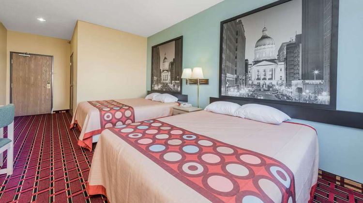 Super 8 Martinsville Room