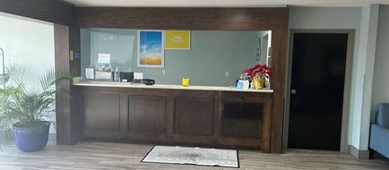 Days Inn Panama City/Callaway Lobby