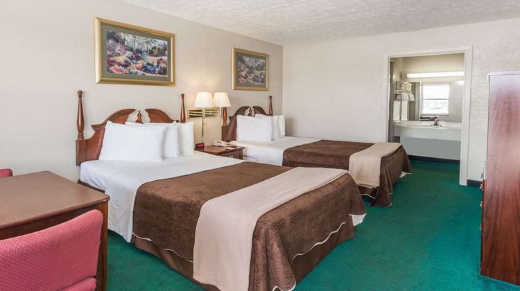 Knights Inn Peru Room