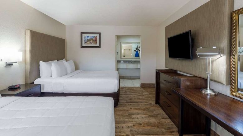 <b>Travelodge Florida City/Homestead Room</b>. Images powered by <a href="https://iceportal.shijigroup.com/" title="IcePortal" target="_blank">IcePortal</a>.
