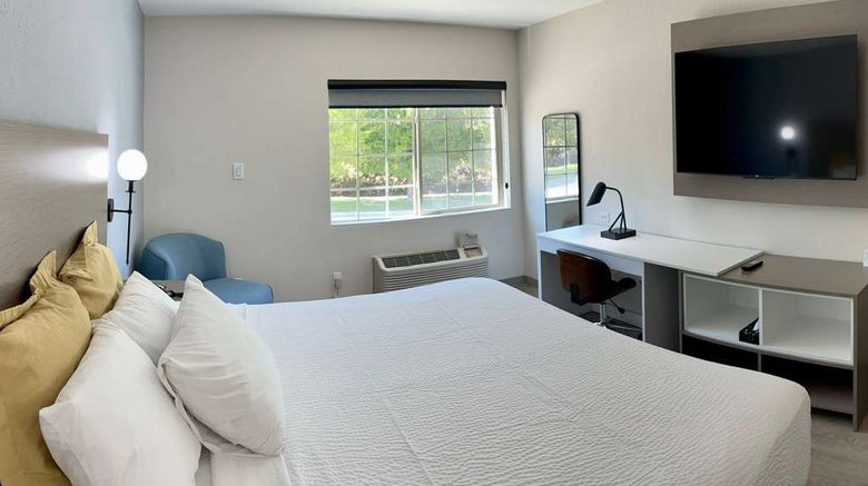 <b>Days Inn Arlington Room</b>. Images powered by <a href="https://iceportal.shijigroup.com/" title="IcePortal" target="_blank">IcePortal</a>.