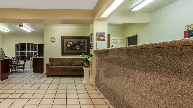 <b>Super 8 Greenville Lobby</b>. Images powered by <a href="https://iceportal.shijigroup.com/" title="IcePortal" target="_blank">IcePortal</a>.