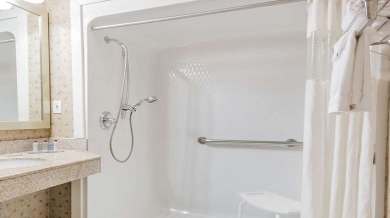 <b>Wingate by Wyndham DFW / North Irving Room</b>. Images powered by <a href="https://iceportal.shijigroup.com/" title="IcePortal" target="_blank">IcePortal</a>.