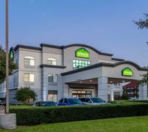 Wingate by Wyndham DFW / North Irving Exterior