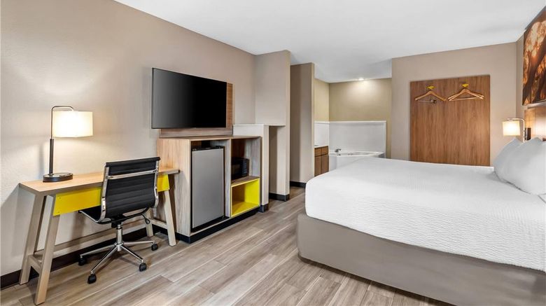 <b>Days Inn Bainbridge Suite</b>. Images powered by <a href="https://iceportal.shijigroup.com/" title="IcePortal" target="_blank">IcePortal</a>.