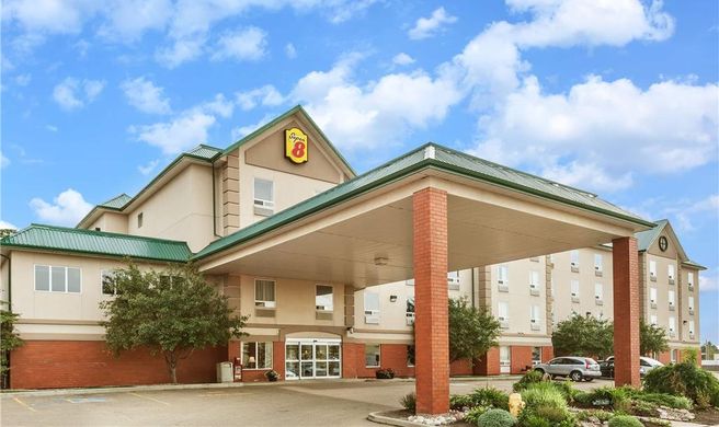 Super 8 Hotel Edmonton South Exterior