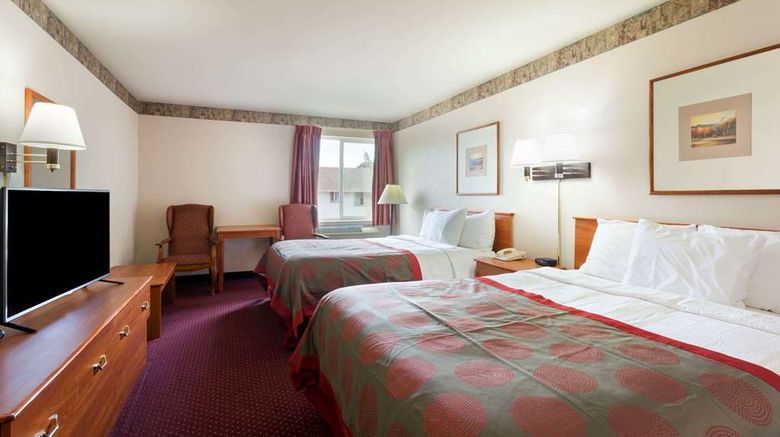 <b>Ramada SeaTac Airport North Room</b>. Images powered by <a href="https://iceportal.shijigroup.com/" title="IcePortal" target="_blank">IcePortal</a>.