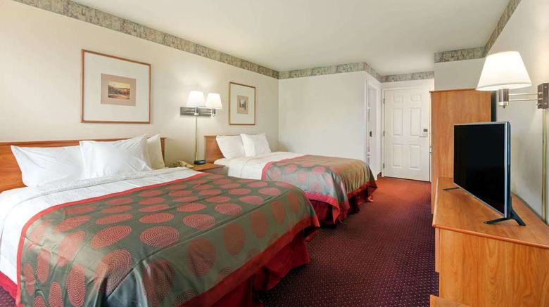 <b>Ramada SeaTac Airport North Room</b>. Images powered by <a href="https://iceportal.shijigroup.com/" title="IcePortal" target="_blank">IcePortal</a>.