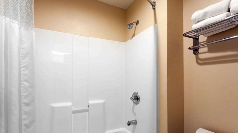 <b>Ramada SeaTac Airport North Room</b>. Images powered by <a href="https://iceportal.shijigroup.com/" title="IcePortal" target="_blank">IcePortal</a>.