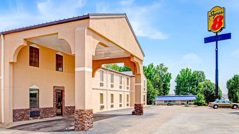 <b>Super 8 Forrest City Exterior</b>. Images powered by <a href="https://iceportal.shijigroup.com/" title="IcePortal" target="_blank">IcePortal</a>.