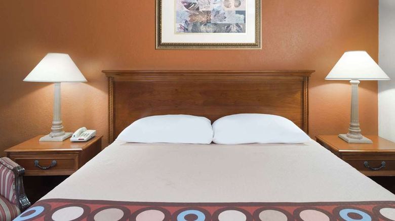 <b>Super 8 Taylorville IL Room</b>. Images powered by <a href="https://iceportal.shijigroup.com/" title="IcePortal" target="_blank">IcePortal</a>.