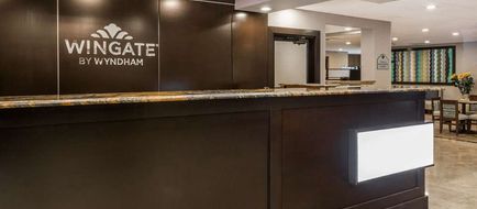 Wingate by Wyndham Convention Ctr Lobby