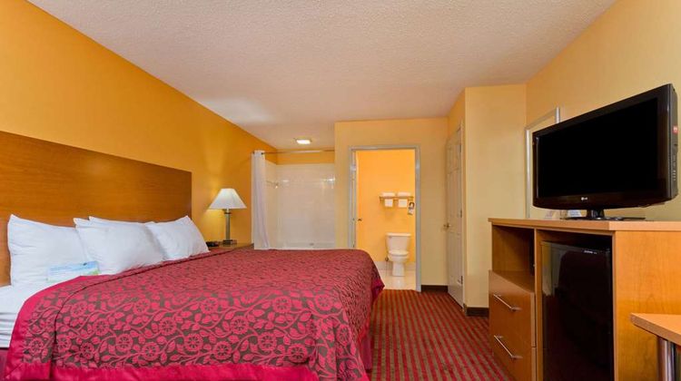 Days Inn Franklin Suite