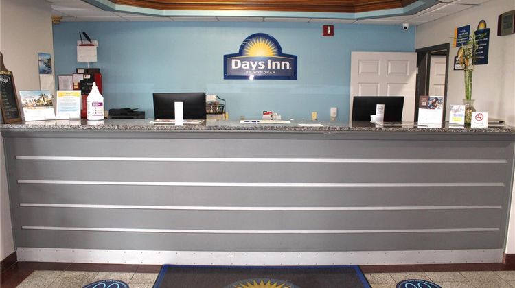 Days Inn Franklin Lobby