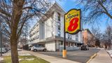 Super 8 Chicago Exterior
