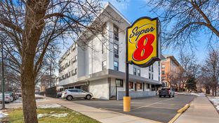 Super 8 Chicago