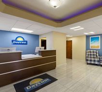 Days Inn Oak Grove/Ft. Campbell Lobby