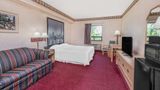 Super 8 Windsor Room
