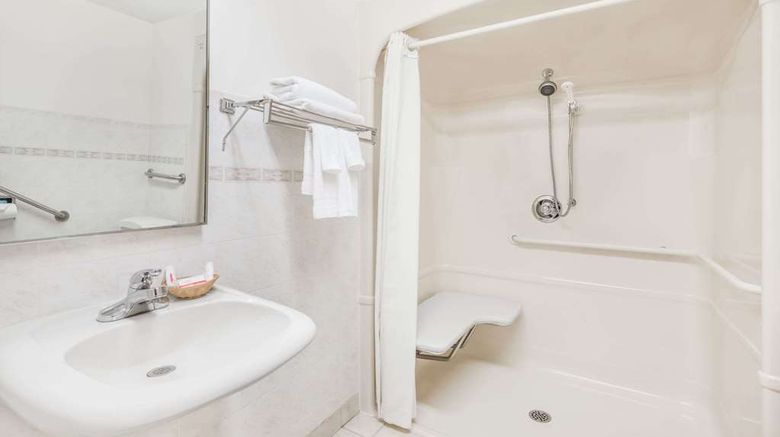 <b>Super 8 Windsor Room</b>. Images powered by <a href="https://iceportal.shijigroup.com/" title="IcePortal" target="_blank">IcePortal</a>.