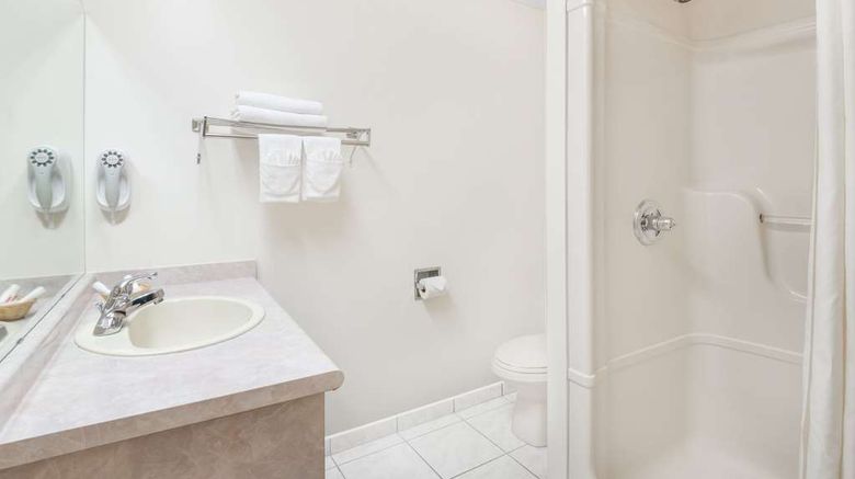 <b>Super 8 Windsor Room</b>. Images powered by <a href="https://iceportal.shijigroup.com/" title="IcePortal" target="_blank">IcePortal</a>.