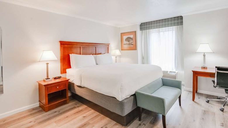 <b>Ramada by Wyndham Mountain View Room</b>. Images powered by <a href="https://iceportal.shijigroup.com/" title="IcePortal" target="_blank">IcePortal</a>.
