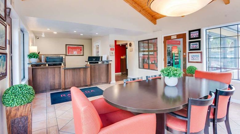 <b>Ramada by Wyndham Mountain View Lobby</b>. Images powered by <a href="https://iceportal.shijigroup.com/" title="IcePortal" target="_blank">IcePortal</a>.