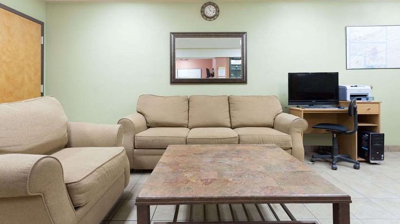 <b>Days Inn of Reidsville Lobby</b>. Images powered by <a href="https://iceportal.shijigroup.com/" title="IcePortal" target="_blank">IcePortal</a>.