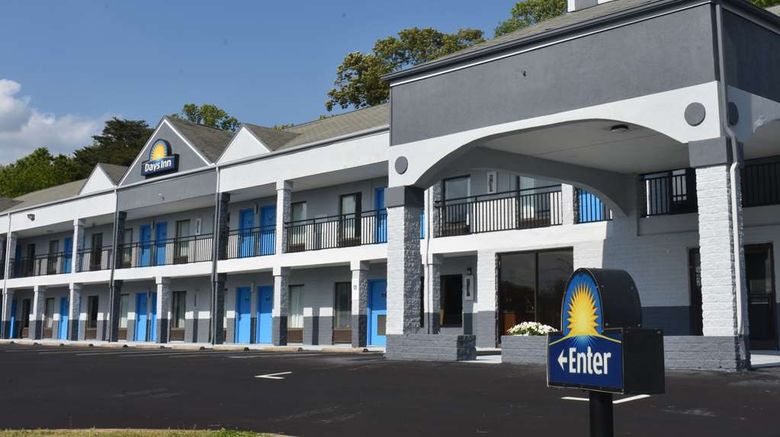 Days Inn of Reidsville Exterior. Images powered by <a href="https://iceportal.shijigroup.com" target="_blank" rel="noopener">Ice Portal</a>.