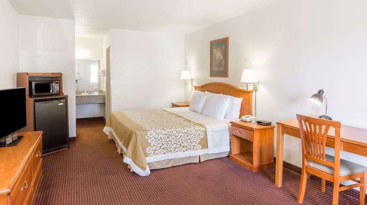 Days Inn Willcox Room