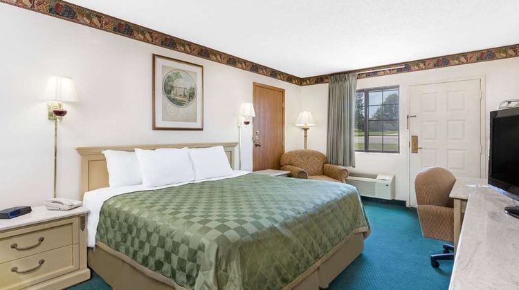 Days Inn Concordia Room