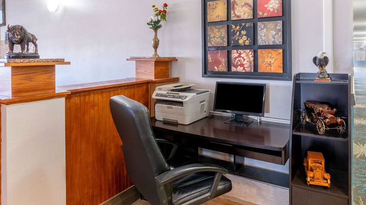 Days Inn Lamar Other
